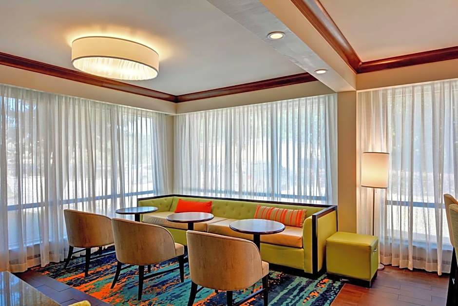 Hampton Inn By Hilton Birmingham/Mountain Brook