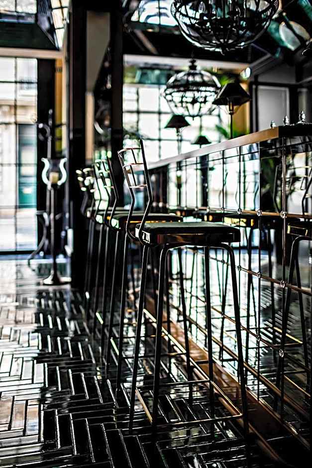 Monsieur George Hotel & Spa - Champs-Elysées