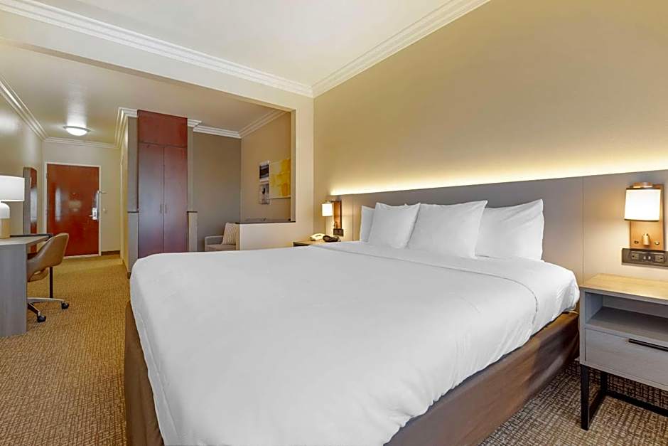 Comfort Suites Oceanside Camp Pendleton Area