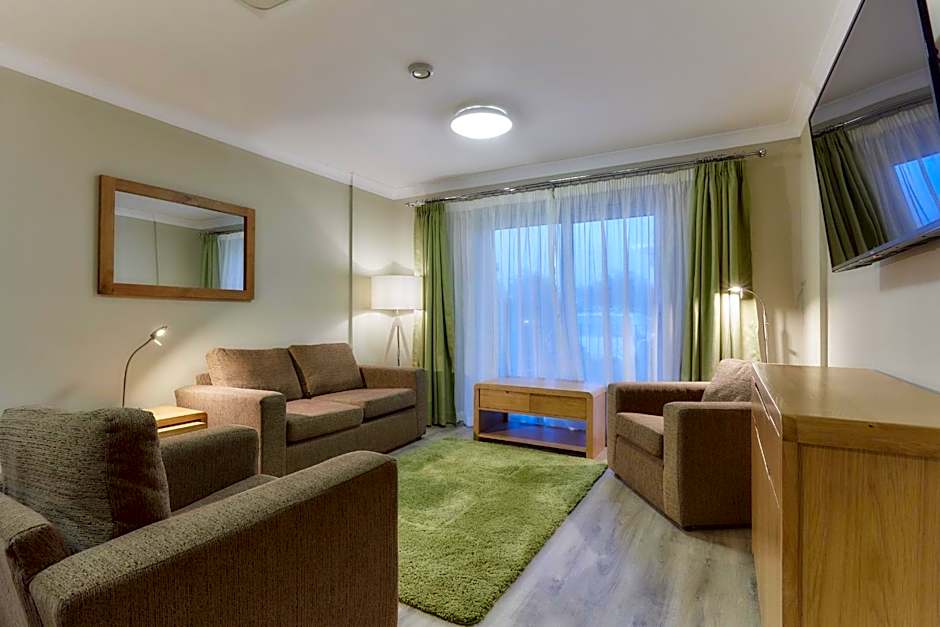 Southview Park Hotel