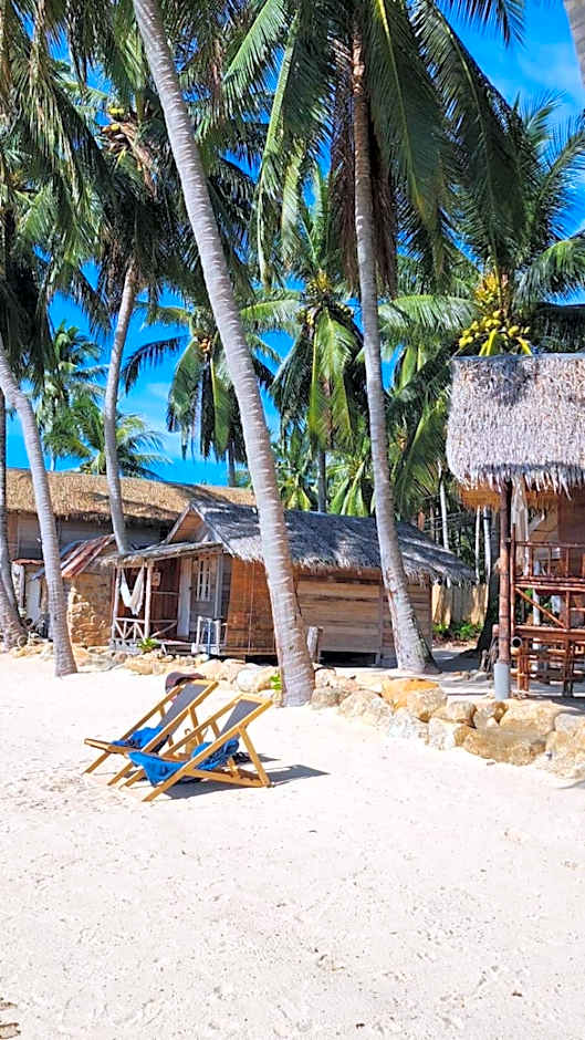 Castaway Beach Bungalows