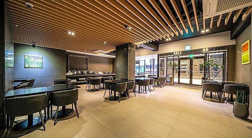 Rivertain Hotel Gyeongju