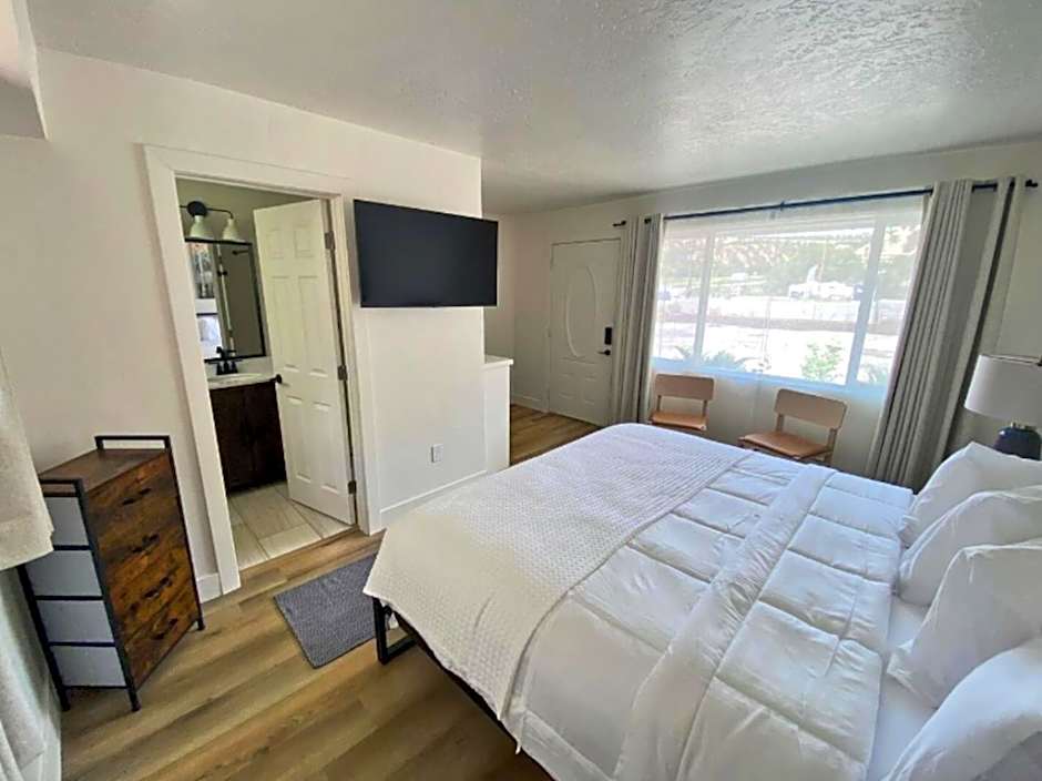 89 & Nine Motel
