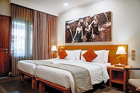 Special Offer - Classic Room with Complimentary One Time Dinner for 2 people