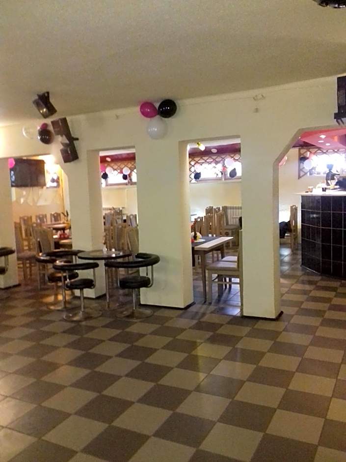 Noclegi-Zajazd"Mieszko"