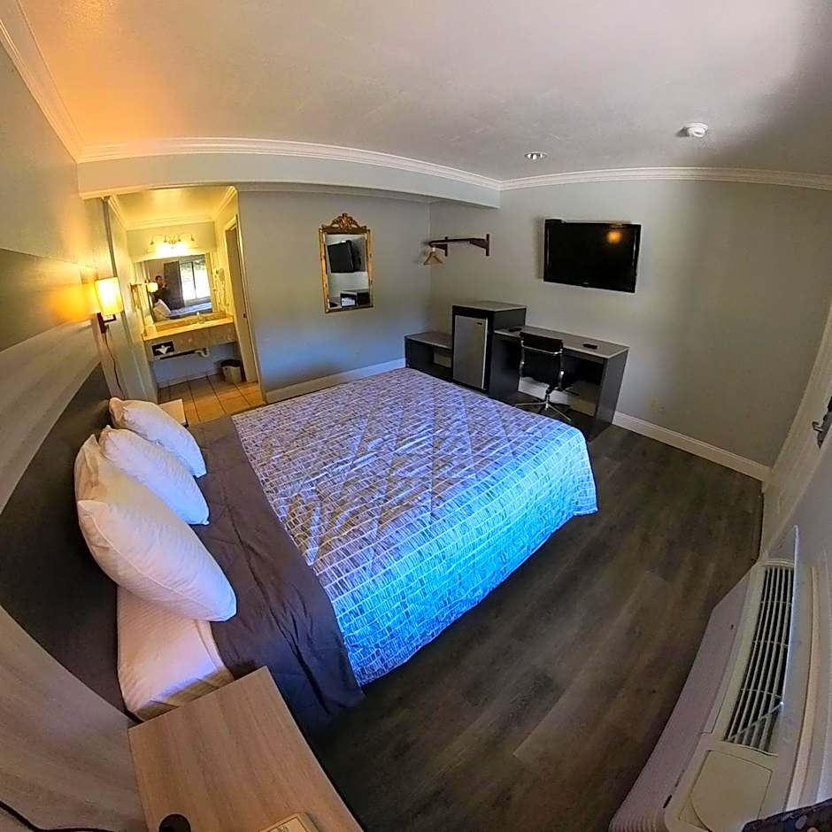 Monterey Oceanside Inn