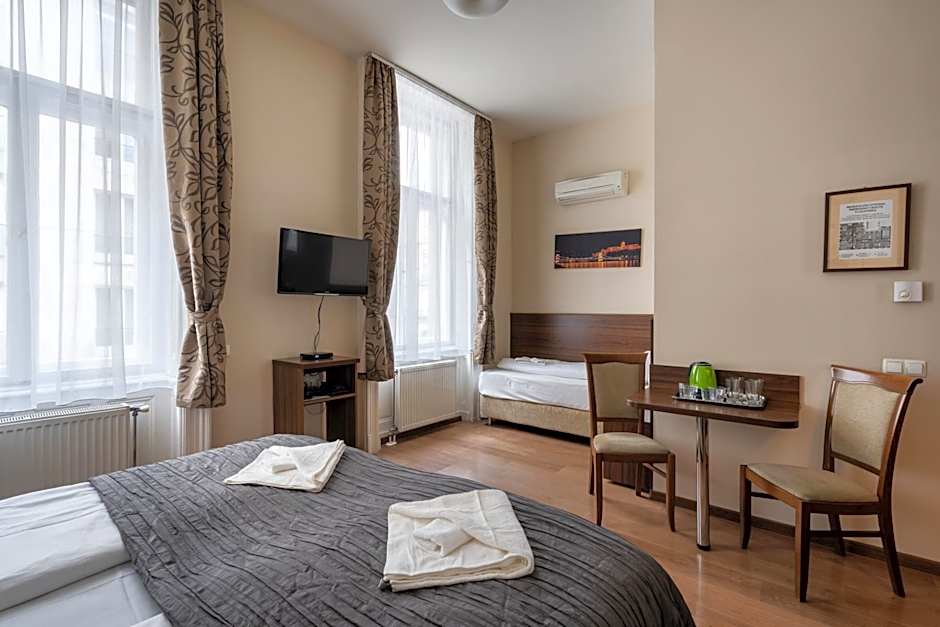 Elit Boutique Rooms- Best Location by BQA