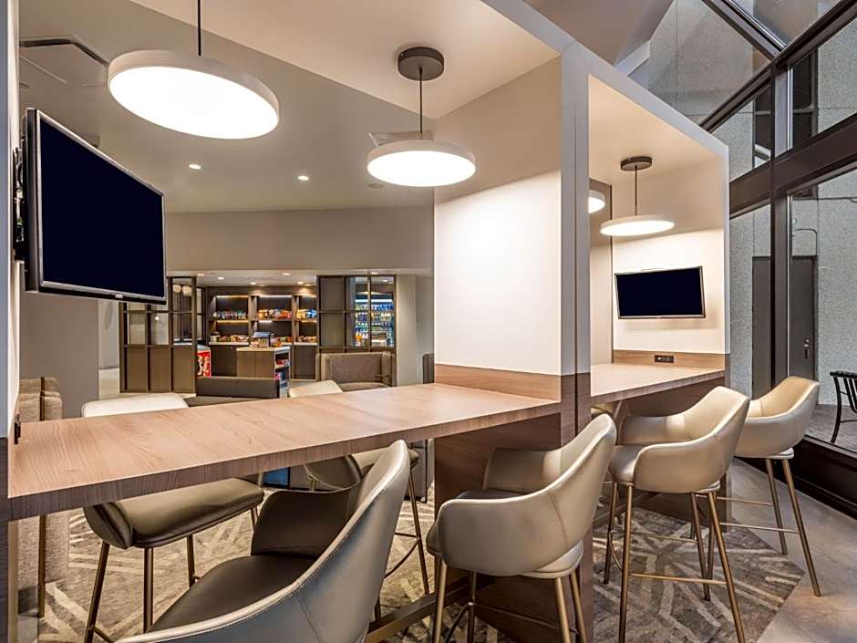 Crowne Plaza College Park - Washington DC By IHG