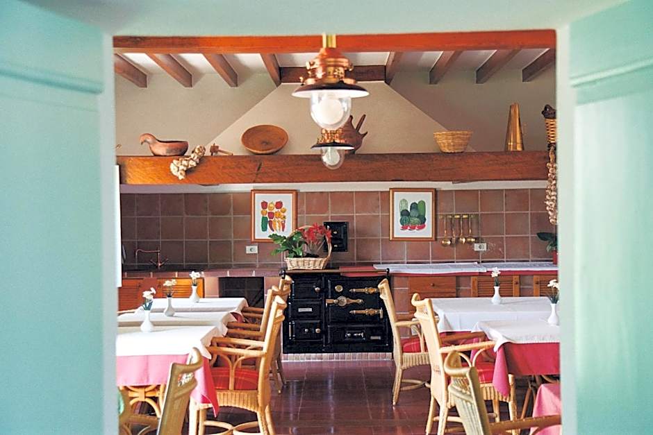 Hotel Casa Del Embajador