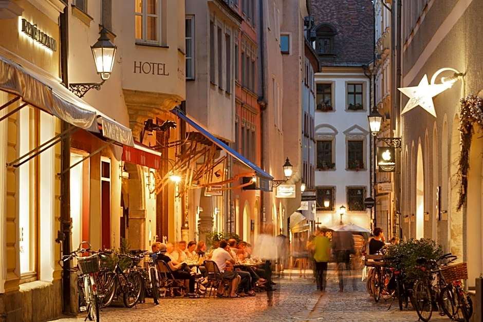 Hotel Orphee - Großes Haus