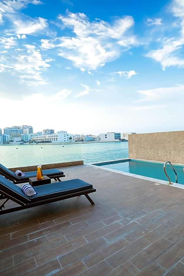 SeaLoft Villas