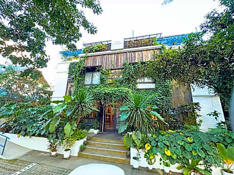 Cabins by Eco Hotel Tagaytay