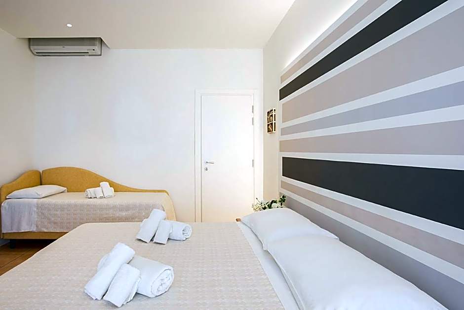 Hotel Pacific