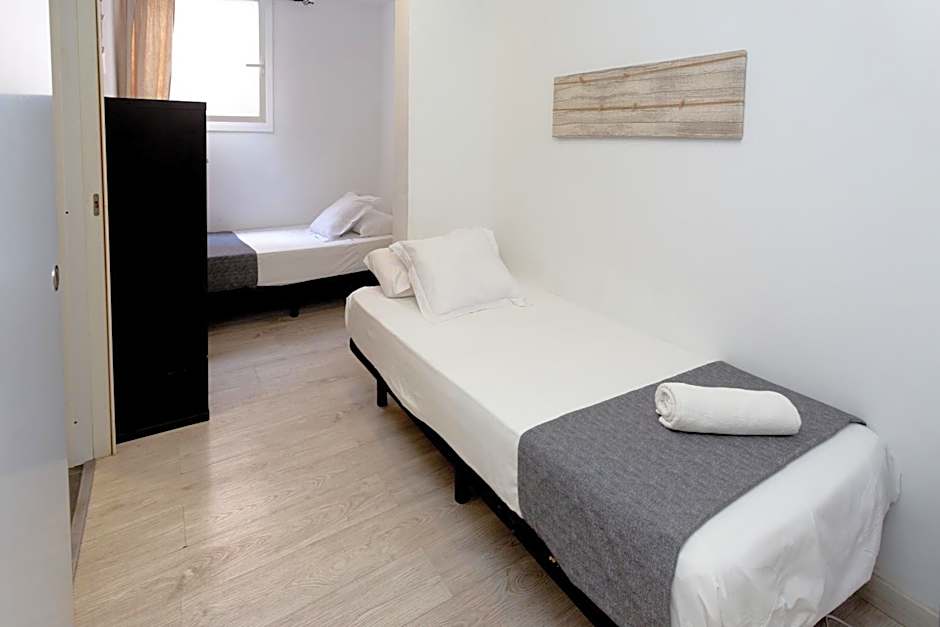 Easy Sants by Bossh! Hotels