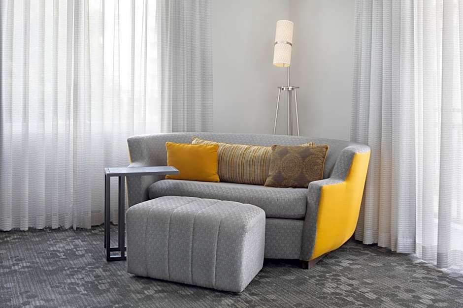 Courtyard by Marriott Miami Dadeland