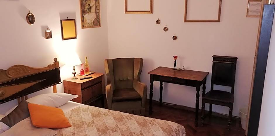 Residenza Rubbiani Fermata Rizzoli – Bologna, KY
