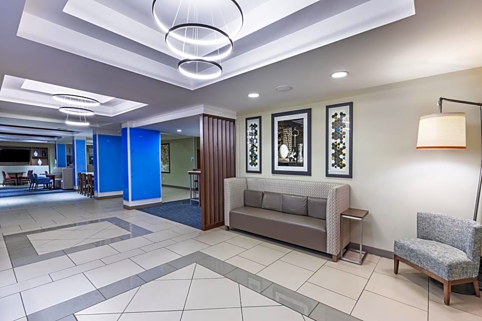 Holiday Inn Express Hotel & Suites Pryor By IHG