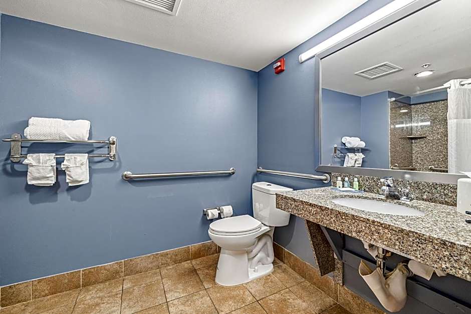 Quality Inn & Suites Tampa near Fairgrounds and Casino