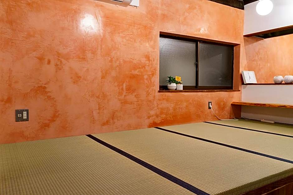 ゲストハウス さんかくワサビ Guest house Sankaku Wasabi