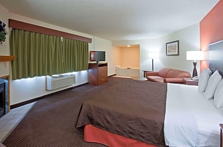 1 King Bed, Premier Suite, Non-Smoking