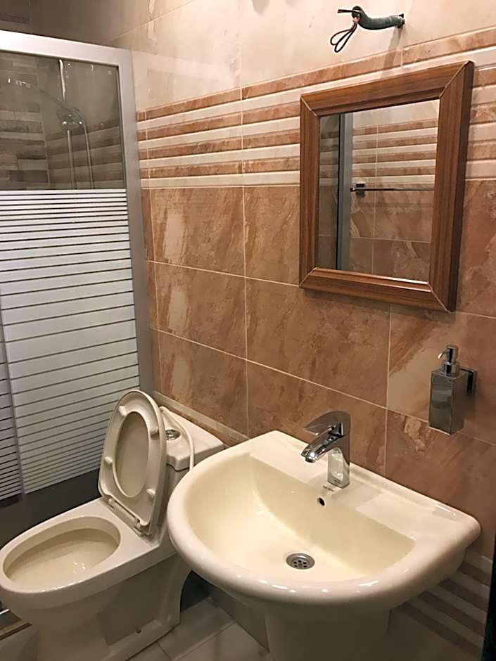 Sun Rise Hotel & Hostel & Tours