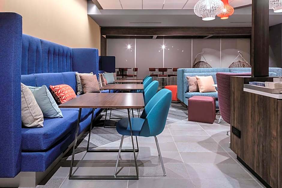 Tru by Hilton Lynchburg