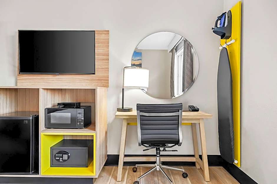 Days Inn by Wyndham Billings