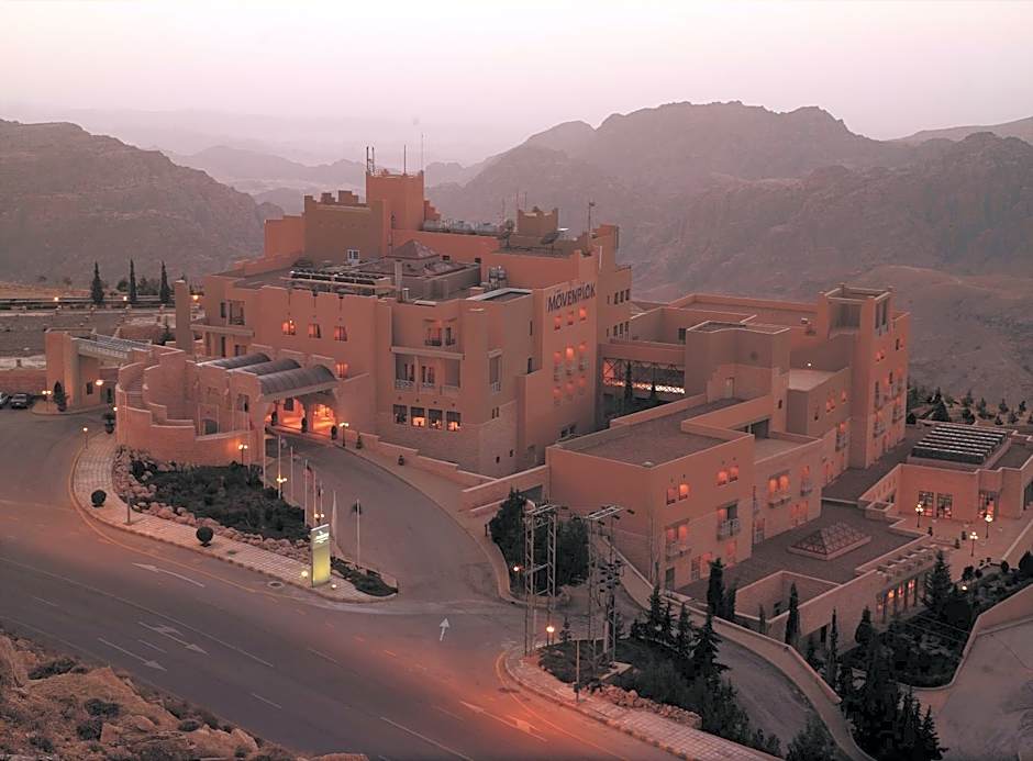 Grand Mercure Petra