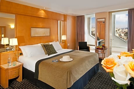 Executive Room with Balcony and Old City View