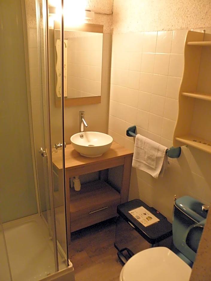 Gîte Auberge Les Terres Blanches de Méolans