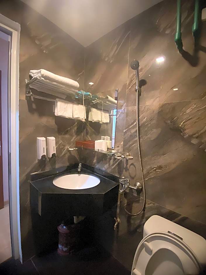 Hồng Kỳ Boutique Hotel 