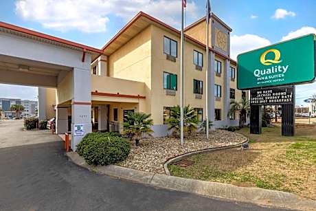 Quality Inn & Suites Ft. Jackson Maingate
