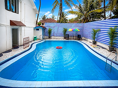 Holiday Beach Resort
