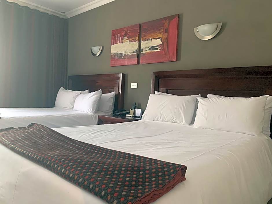 Royal Hotel