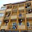 Delphi Hotel