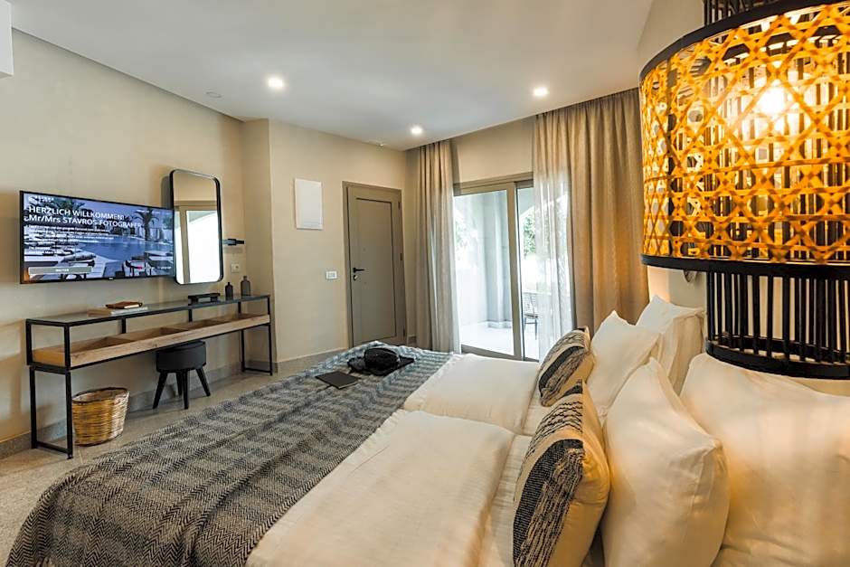 Eliros Mare Beachfront Poem Hotel