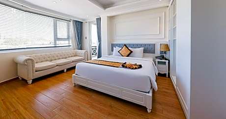 Suite with City View