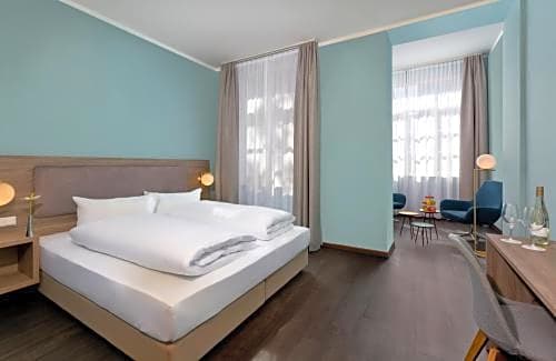 Photo 1 of 42 of Hotel Savigny Frankfurt City