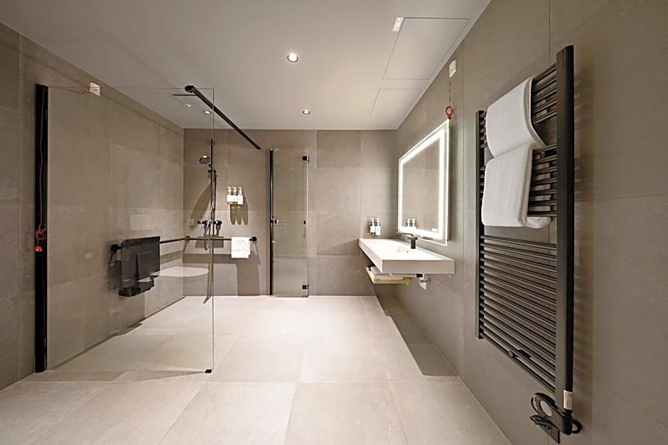 Numa Vienna Wood