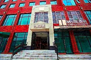 James Joyce Coffetel Wuxi Taihu Square Subway Station Branch