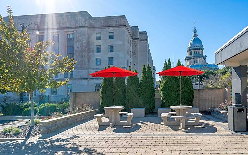 State House Inn  a Red Collection Hotel