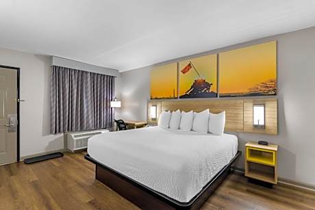 King Room - Disability Access/Non-Smoking