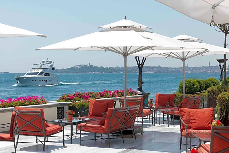 Four Seasons Hotel Istanbul At The Bosphorus