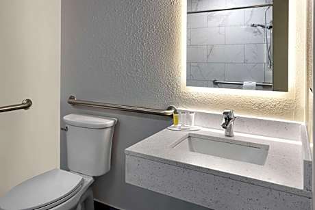 Microtel Inn & Suites By Wyndham Dover