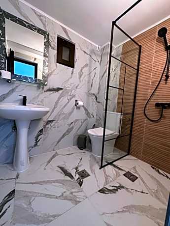 Triple Room with Mountain View