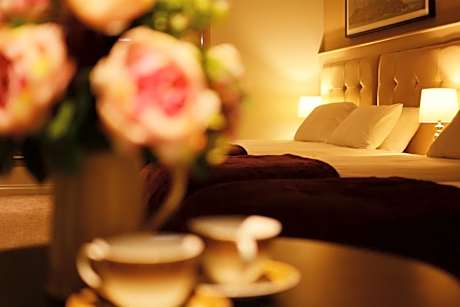 Rooms At Rue