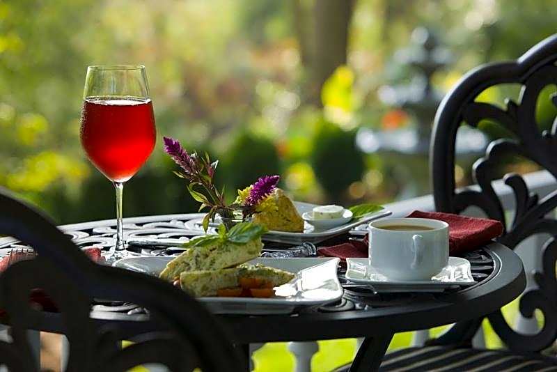 Biltmore Village Inn B&B
