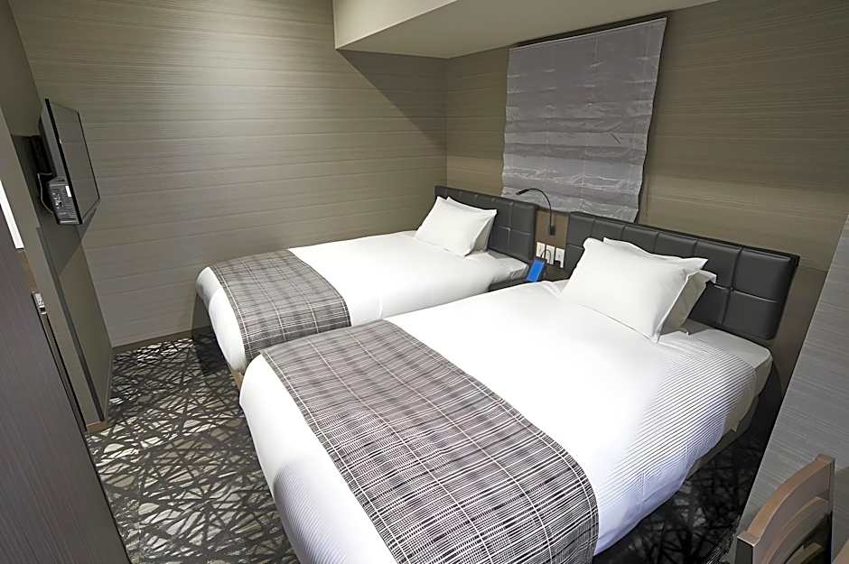 Quintessa Hotel Tokyo Haneda Comic and Books