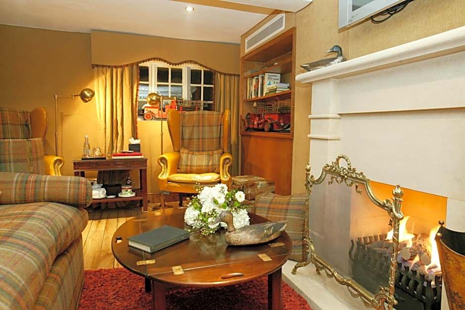Summer Lodge Country House Hotel