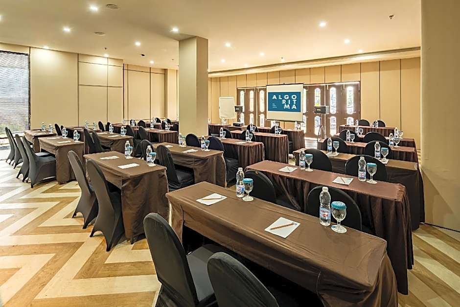 Zuri Express Palembang